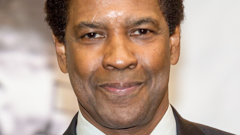 Denzel Washington at premiere event