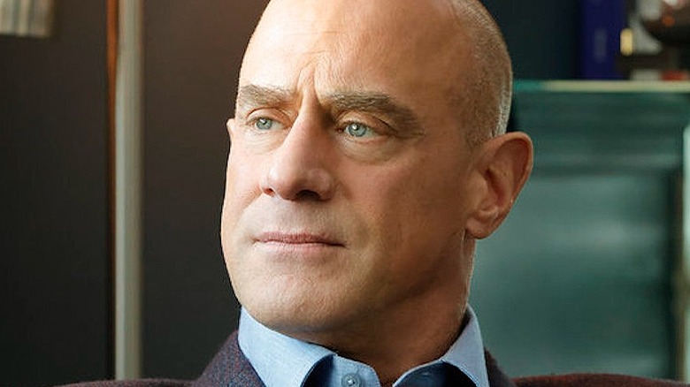 Elliot Stabler looking off